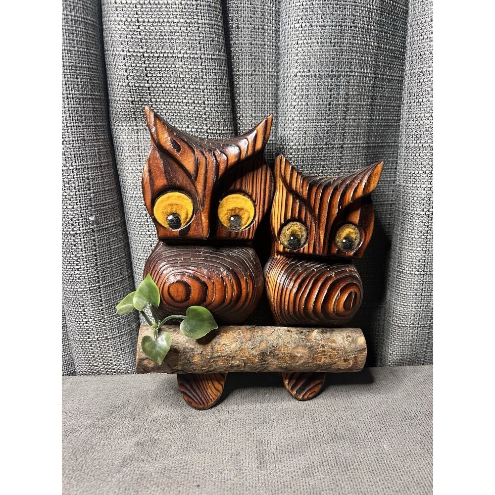 MCM Wood Owl Wall Hanging Cryptomeria Owls Felt Eyes Wood Grain Witco